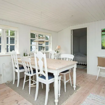 6 Person In Juelsminde Hébergement de vacances *